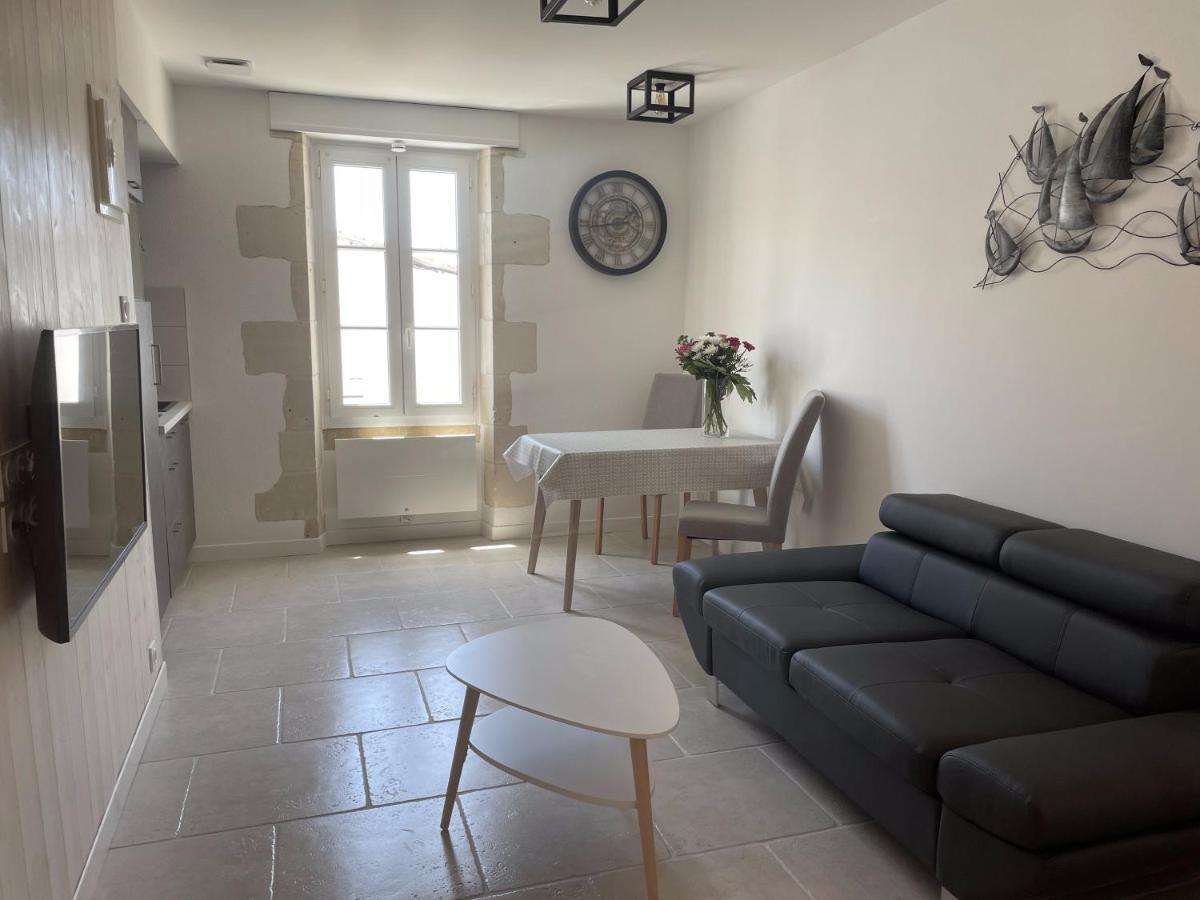 Tribord Appartement La Flotte Buitenkant foto
