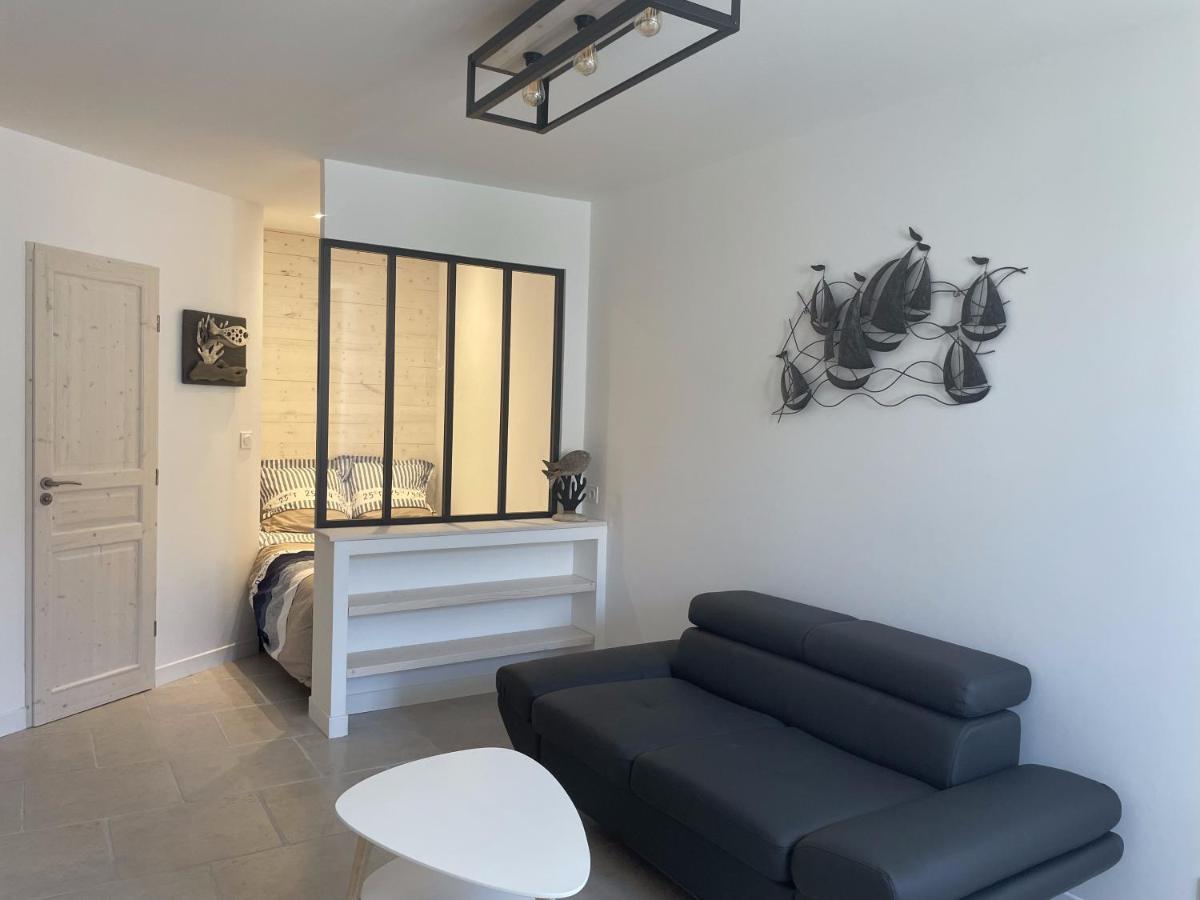 Tribord Appartement La Flotte Buitenkant foto